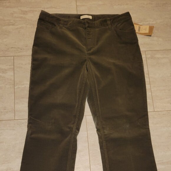 Coldwater Creek natural waist jeans bootcut leg, green, size 12 NWT. - Picture 1 of 10